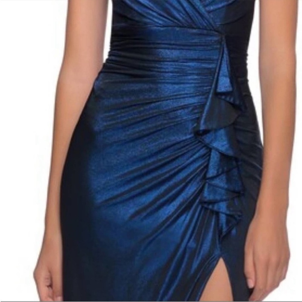 La Femme Navy Blue Metallic V-Neck Ruched Gown with Thigh Slit - Picture 3 of 9
